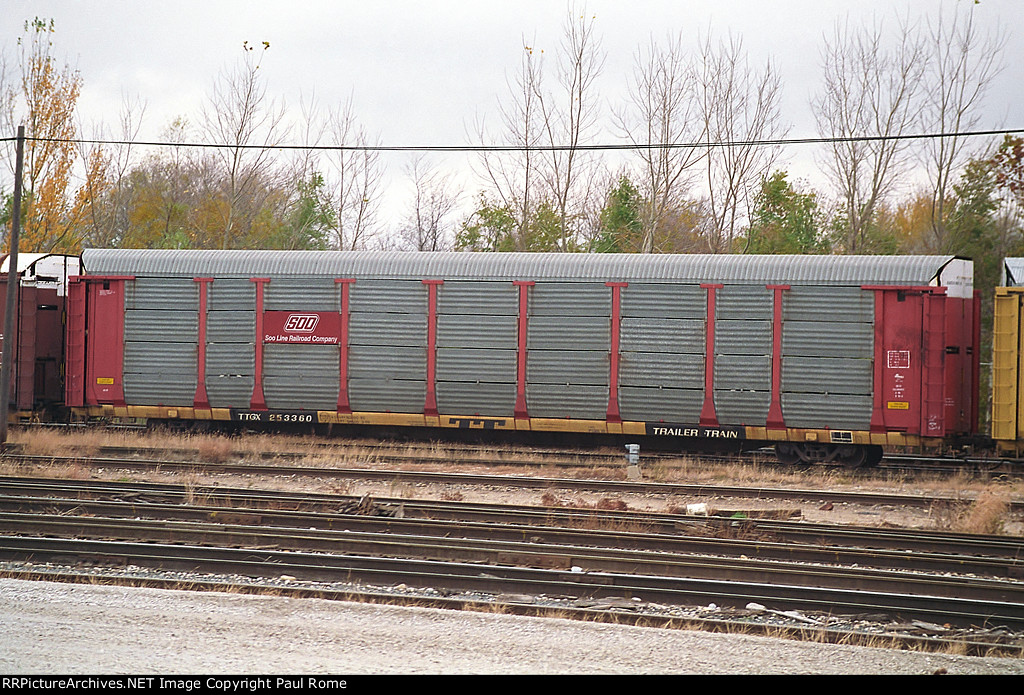 SOO Line, TTGX 253360, 89-ft Bi-Level Autorack car 